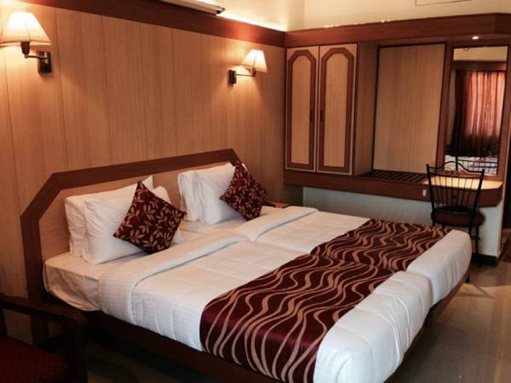 Hotel Swagath Bangalore Værelse billede